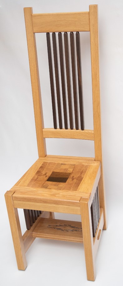 Stuhl aus Holz